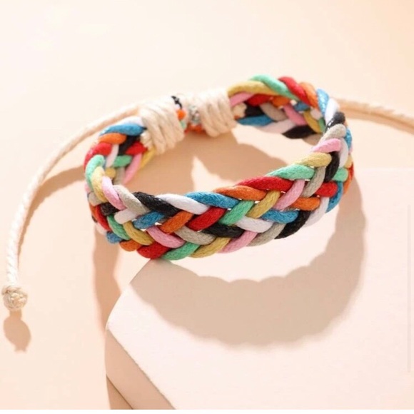 🎉LAST ONE🎉Boho woven braided adjustable bracelet - Picture 4 of 4